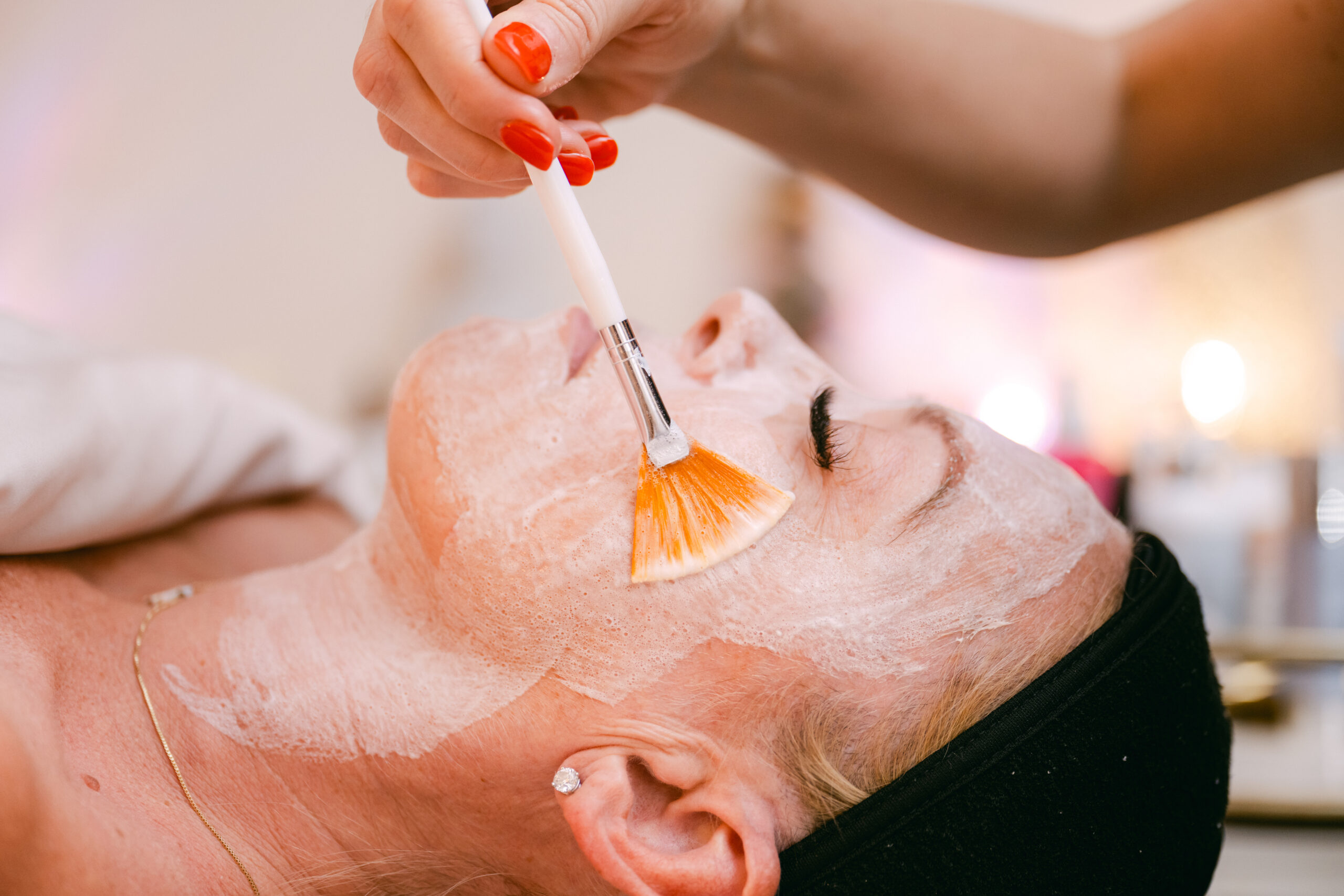The Ultimate Signature Facial – 75 Minutes