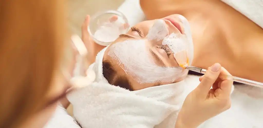 The Deluxe Signature Facial – 60 Minutes